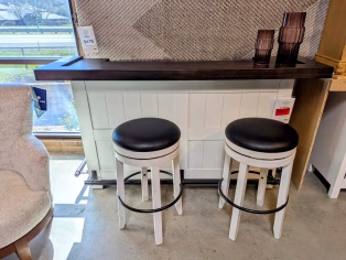 Carriage House 78" Bar Set